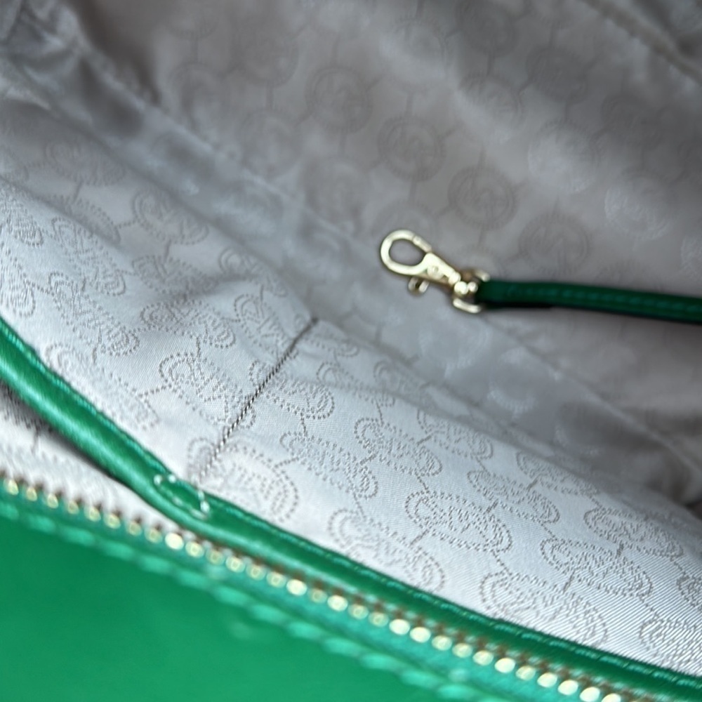 MICHAEL KORS Hamilton Emerald Green Large Leather Tote Bag - Picture 14 of 16